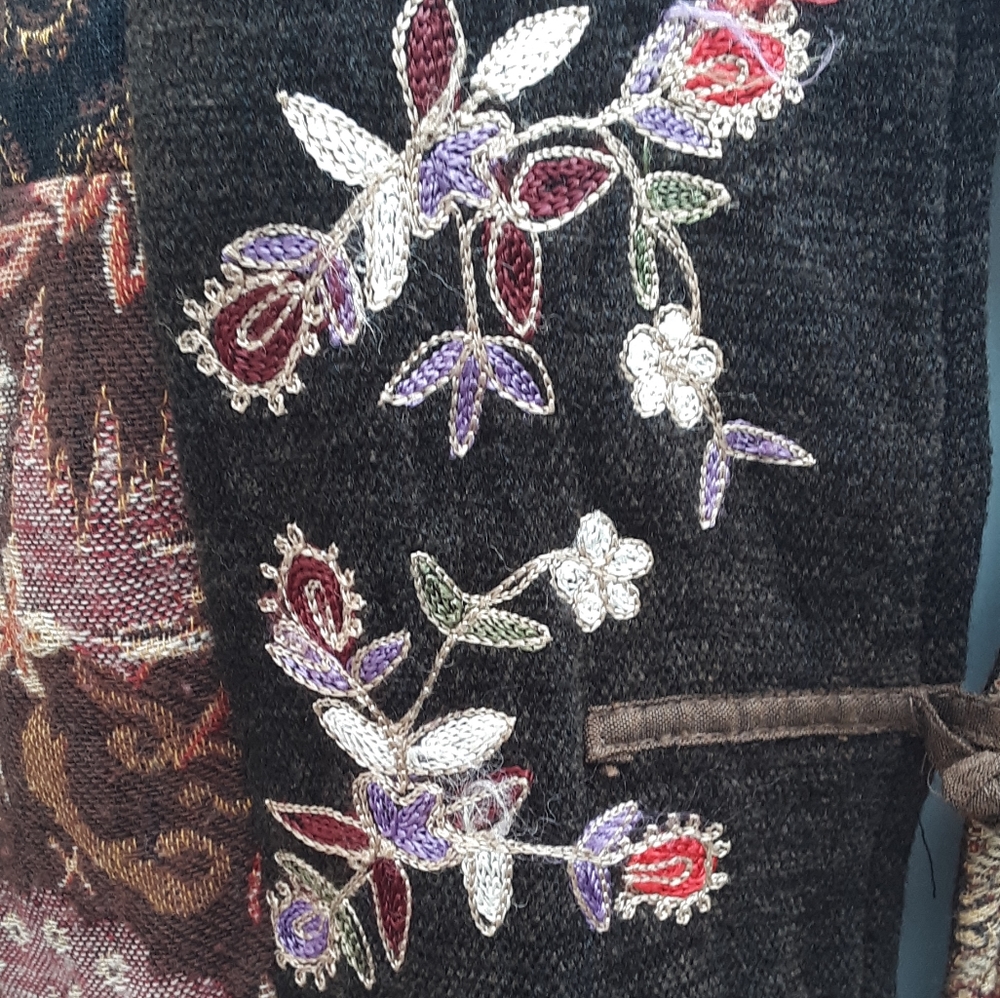 Jacket - Picture 4 of 6